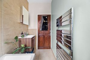 Photo 24- click for photo gallery